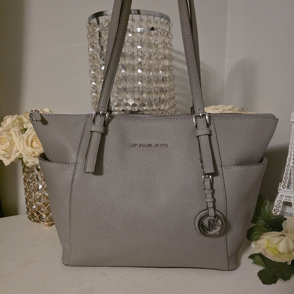 Michael Kors Gray Tote Bag (NEVER USED)
